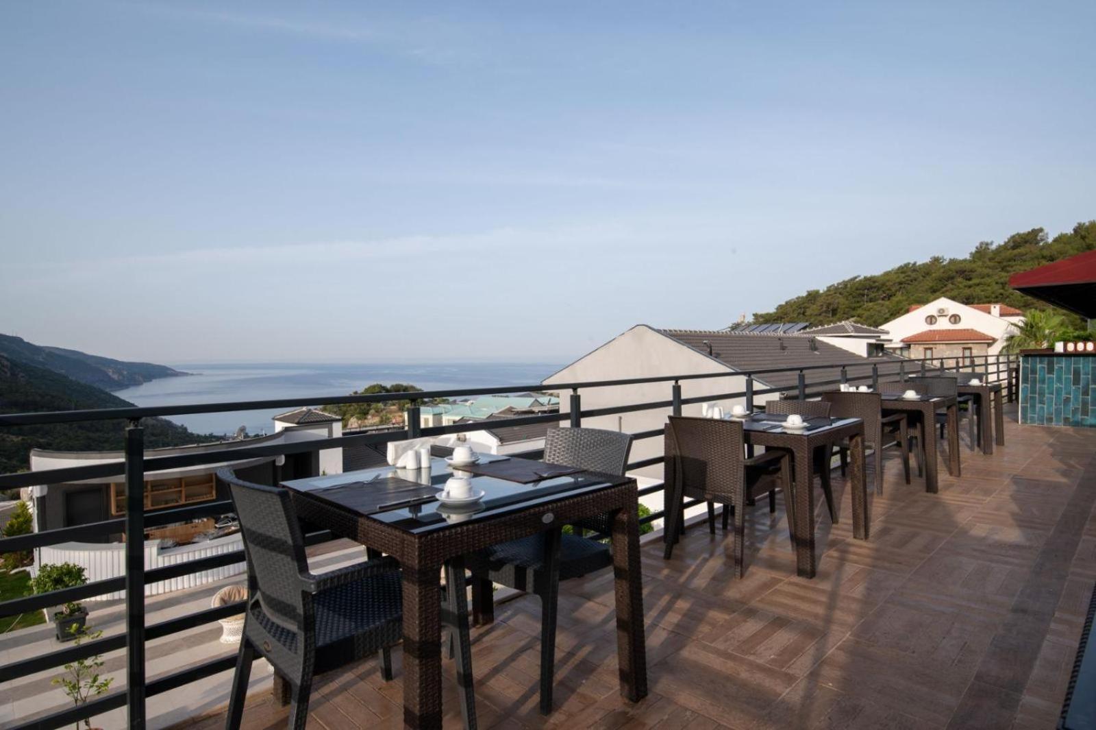 Ramada By Wyndham Fethiye Oludeniz Adult Only Hotel ภายนอก รูปภาพ