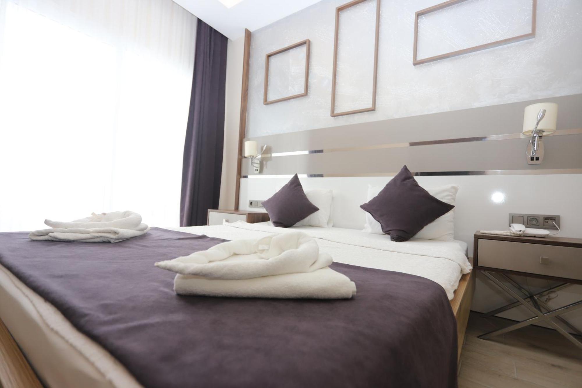 Ramada By Wyndham Fethiye Oludeniz Adult Only Hotel ภายนอก รูปภาพ