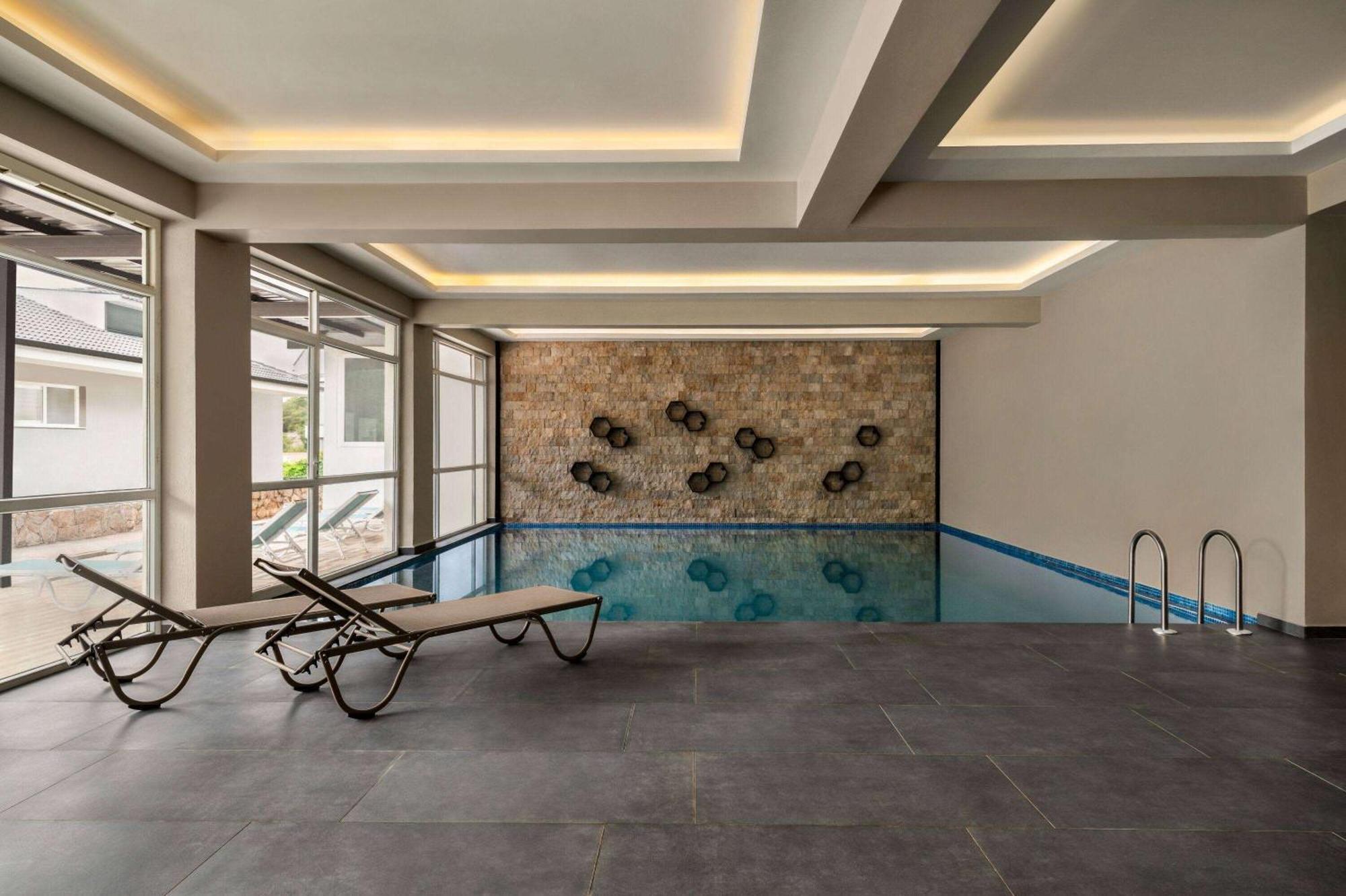 Ramada By Wyndham Fethiye Oludeniz Adult Only Hotel ภายนอก รูปภาพ