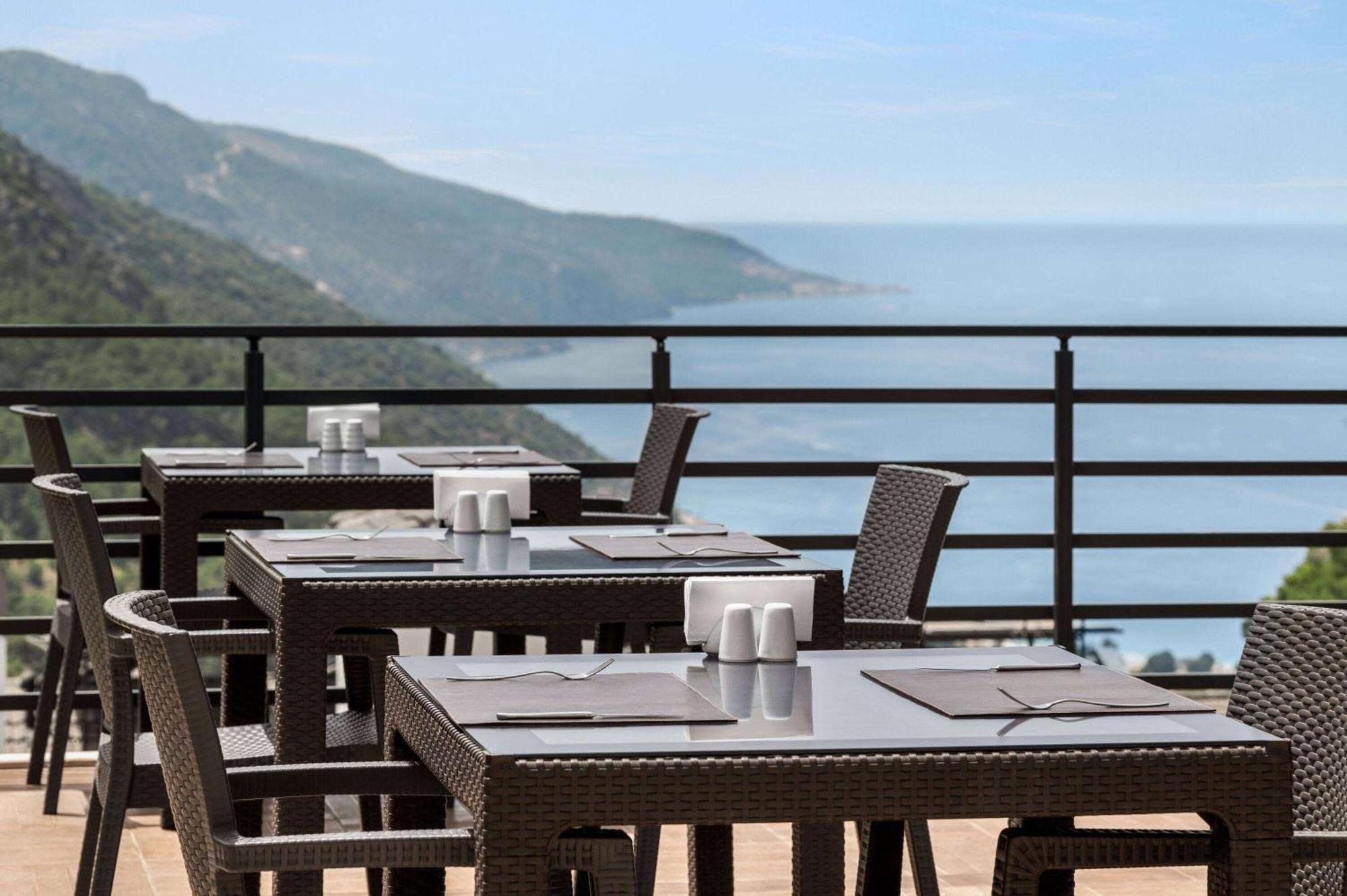 Ramada By Wyndham Fethiye Oludeniz Adult Only Hotel ภายนอก รูปภาพ