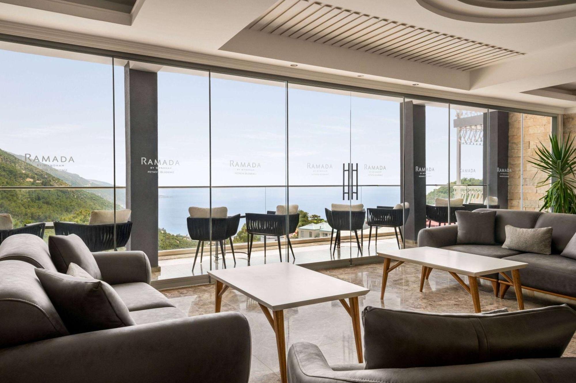 Ramada By Wyndham Fethiye Oludeniz Adult Only Hotel ภายนอก รูปภาพ